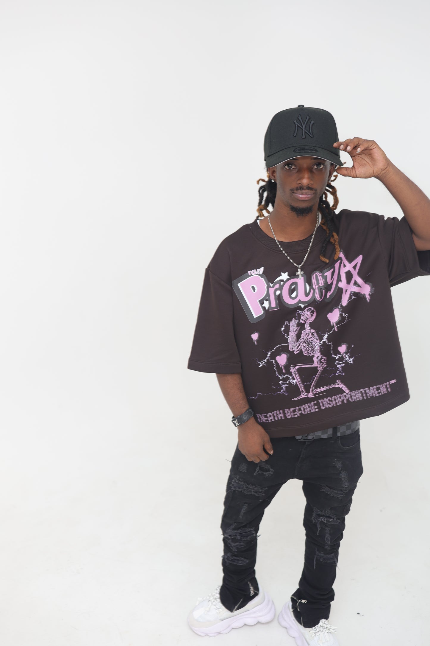 PRAEYGARMENT “Death before Disappointment”
